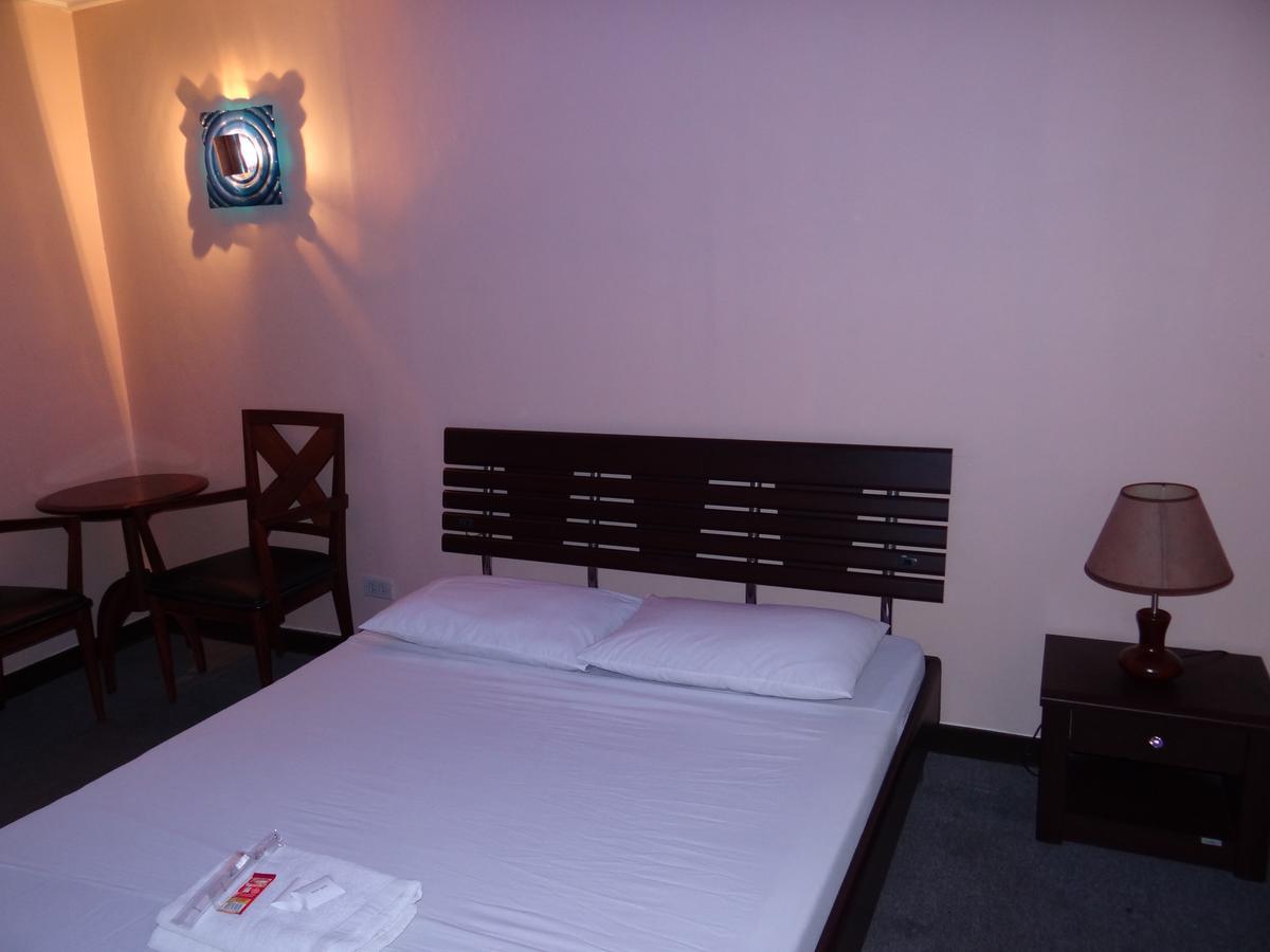 Elegance Guesthouse Pasay Eksteriør billede